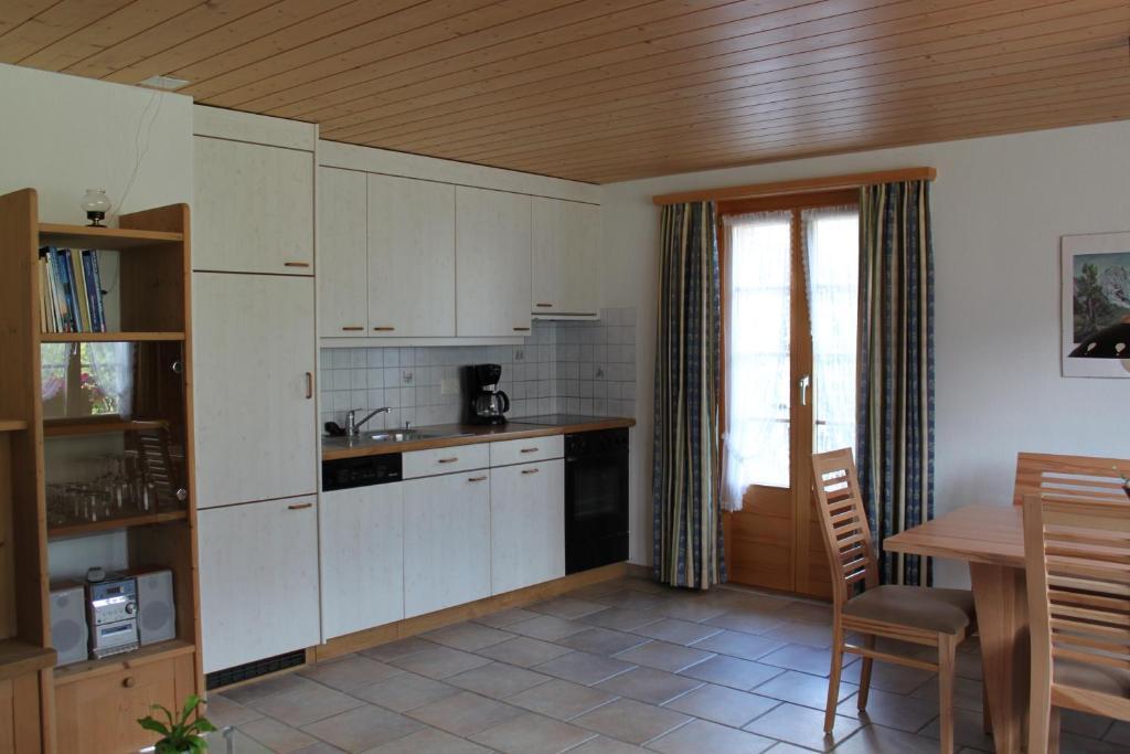 Chalet Asterix Grindelwald Rum bild